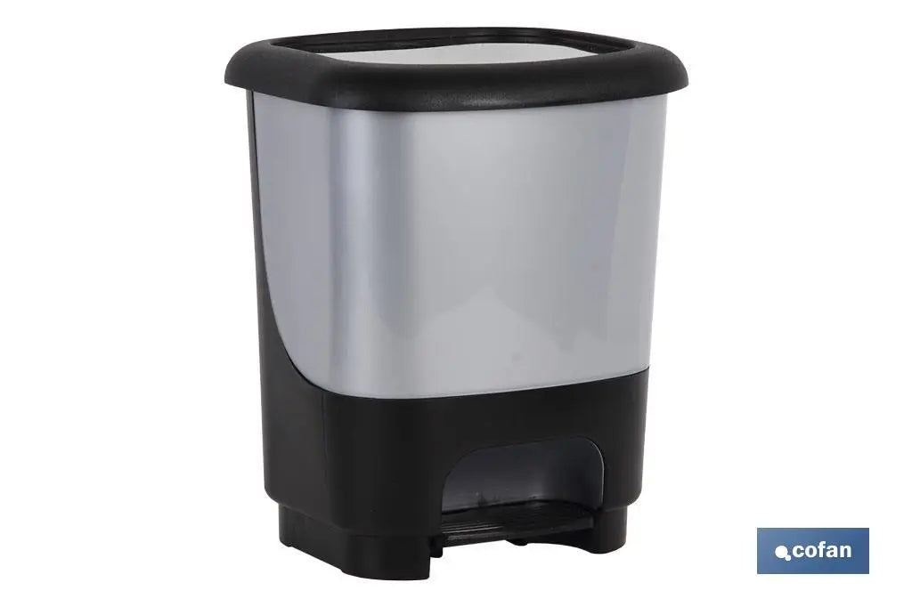 Cubo de Basura Cofan con Pedal Class Rigido y Resistente | Capacidad 10 Litros | Color Gris y Negro