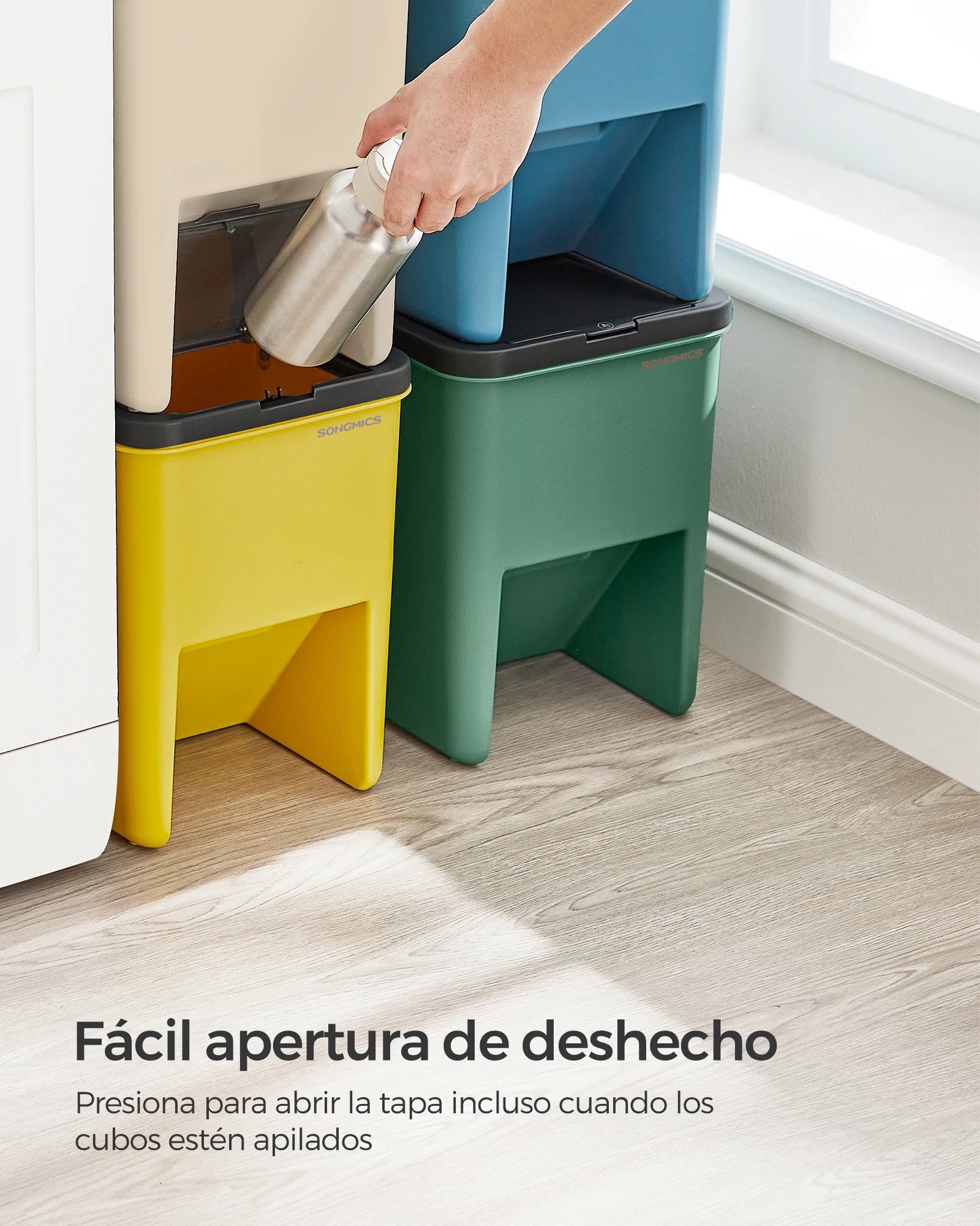 SONGMICS Cubo de Basura, Juego de 4 Cubos Apilables, 20 L Cada, Sistema de Separación Residuos, Tapas Apertura a Presión, con Pegatinas, Cubo de Almacenaje, Amarillo, Azul, Beige y Verde
