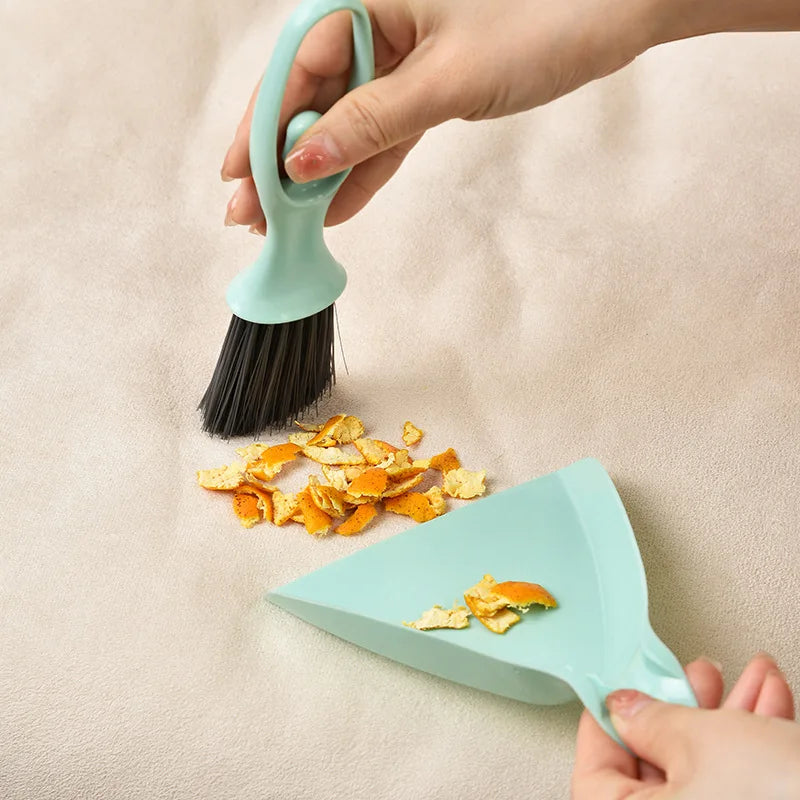 Cepillo de limpieza y recogedor para jaula de ratas para mascotas, minijamas y recogedores de plástico duradero para teclado de escritorio en casa