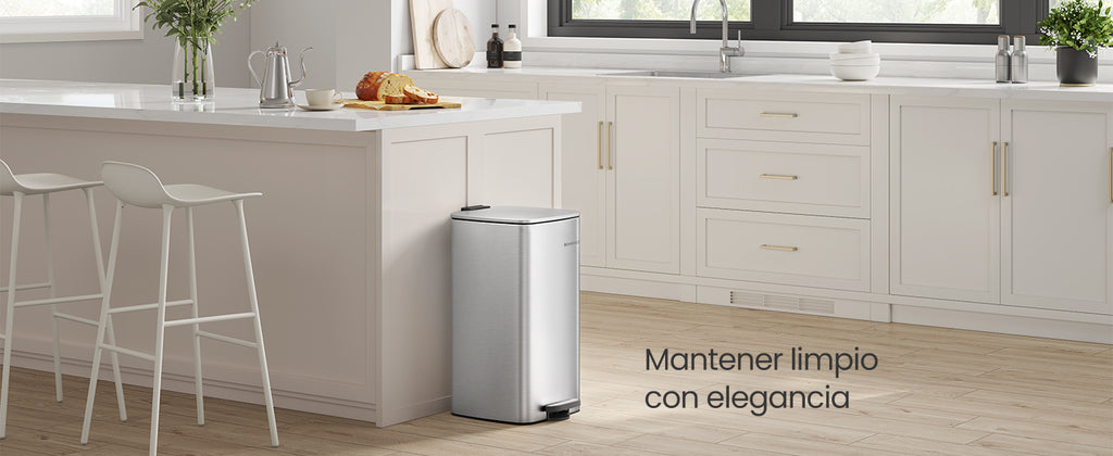 SONGMICS-papelera de cocina de 8 galones con Pedal de acero, cubo interior, cierre suave y se mantiene abierto, color plateado metálico, 30 L，Beige Arena/Negro Tinta